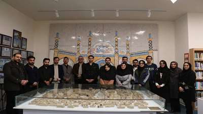 بازدید دبیران شوراهای صنفی رفاهی دانشجویان دانشگاه های استان  از کتابخانه مرکزی و مرکز اسناد دانشگاه سمنان